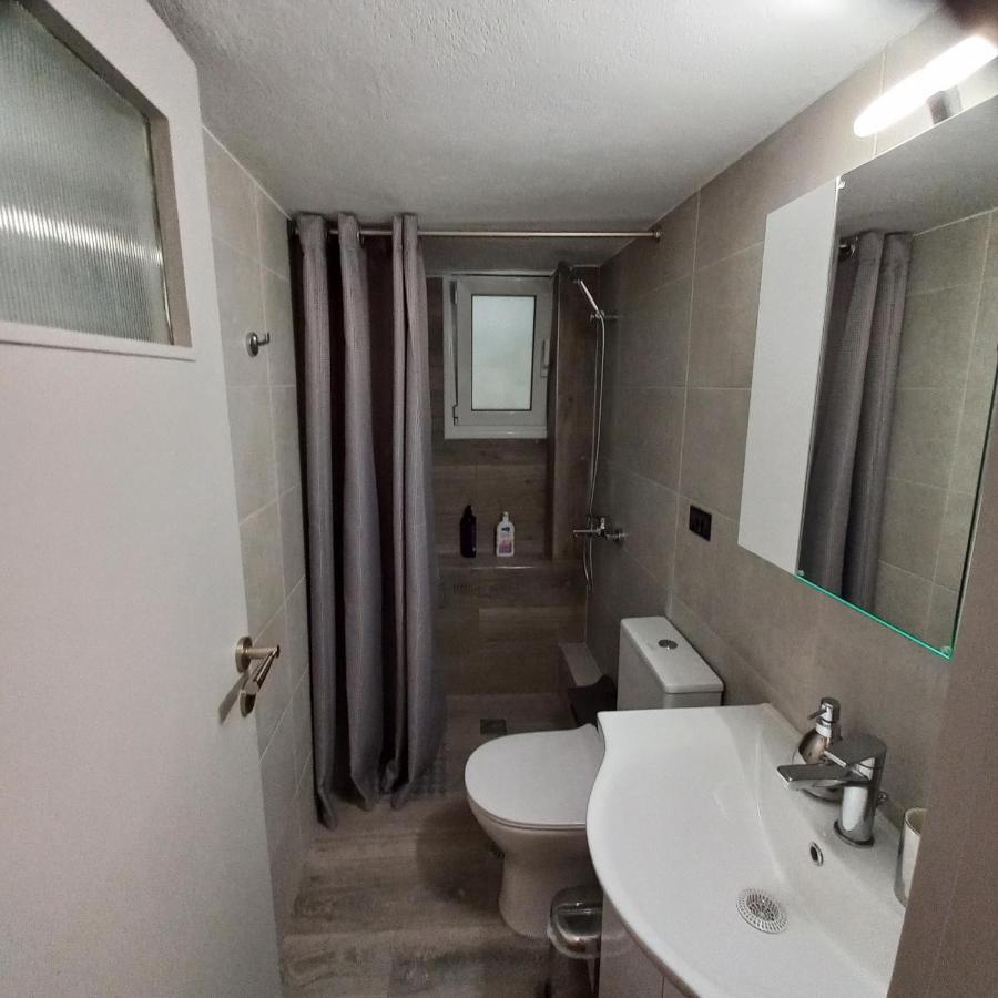 The Grey Apartment Pórto Ráfti Екстериор снимка