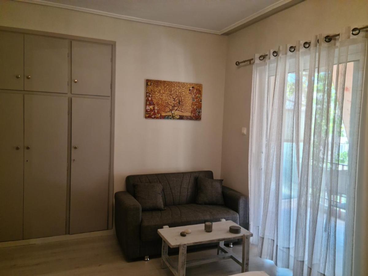 The Grey Apartment Pórto Ráfti Екстериор снимка